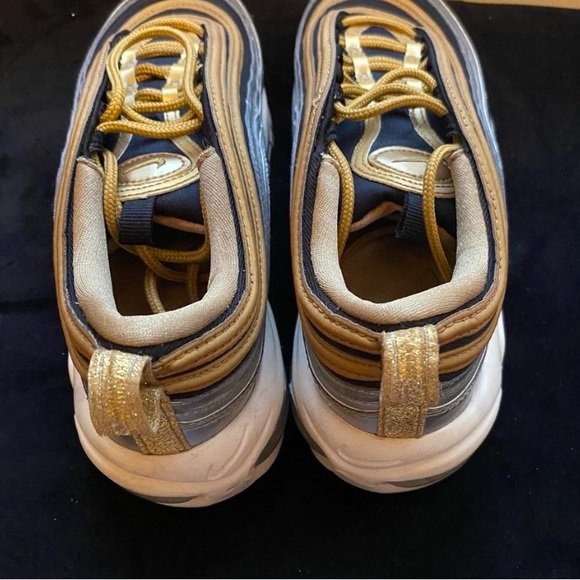 Air max - Picture 3 of 3